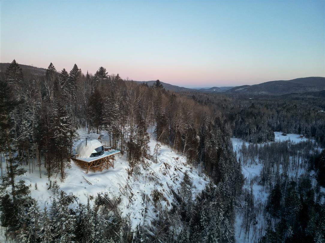 Niché en nature à proximité du charmant village de St-Côme