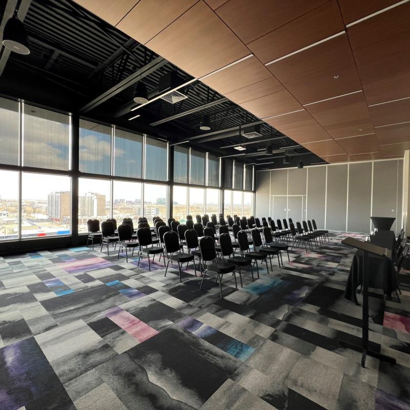 GRAND HOTEL TIMES LAVAL