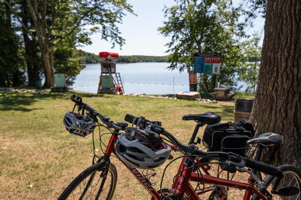 plage-de-Deauville-ete-Lac-Magog-00002 (&copy;Marjorie Côté)