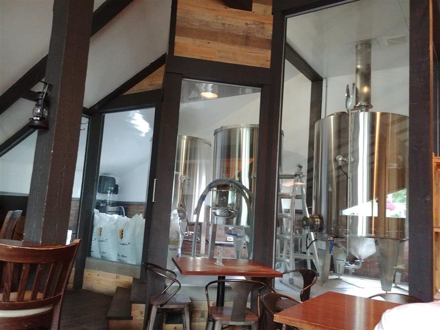 Cuves (&copy;Refuge des Brasseurs)