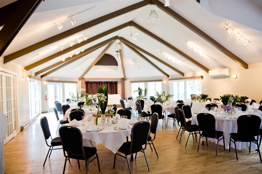 Salle Rose des Vents - Banquet (&copy;Centre de villégiature Jouvence)