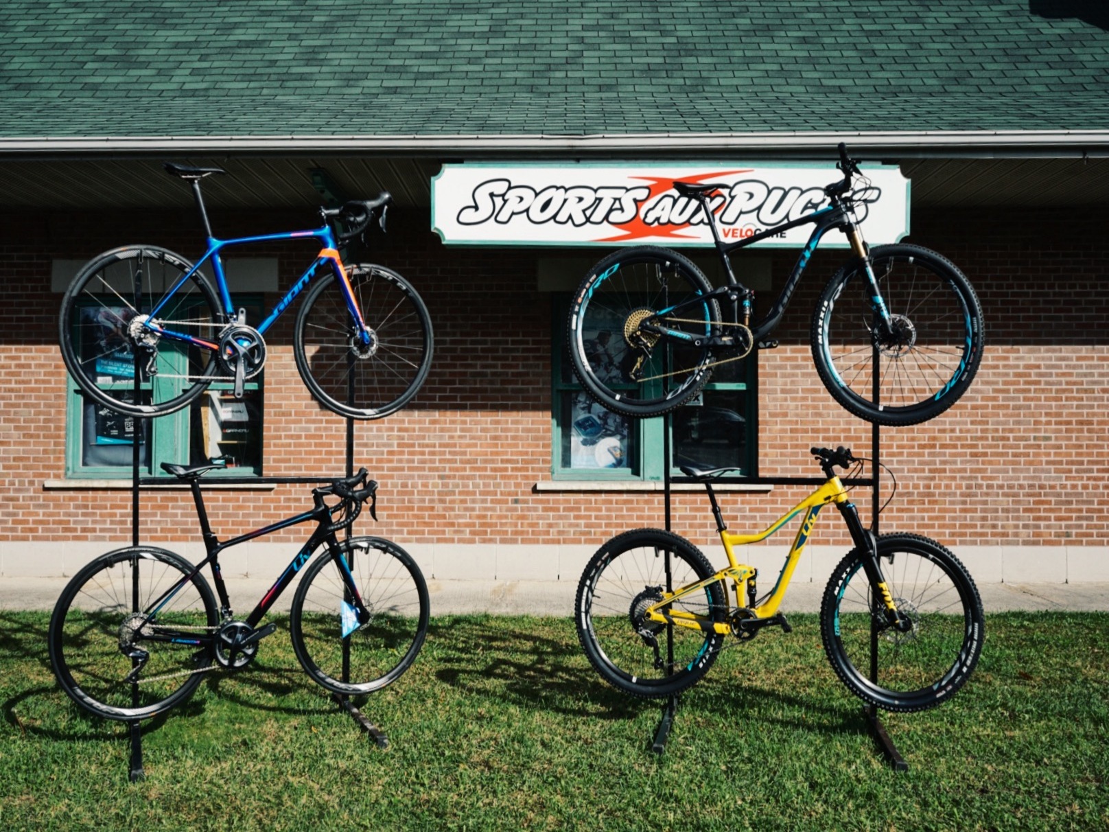 Sports aux Puces VéloGare Sports/outdoor equipment rental Granby