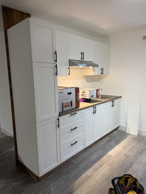 studio& Kitchenette