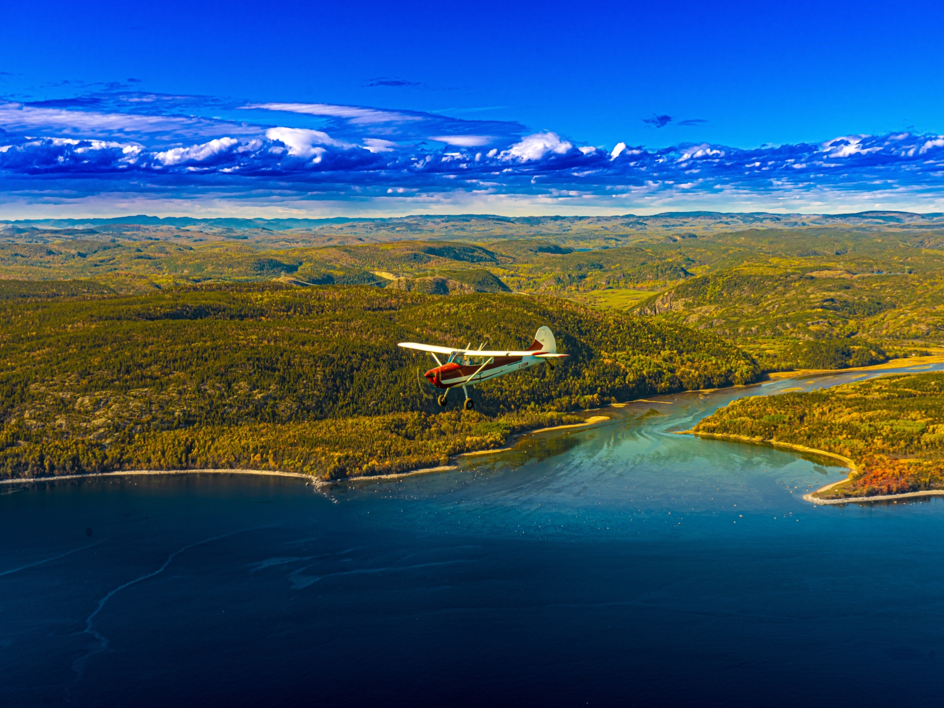 Totem Aviation Service de guides touristiques Les Escoumins