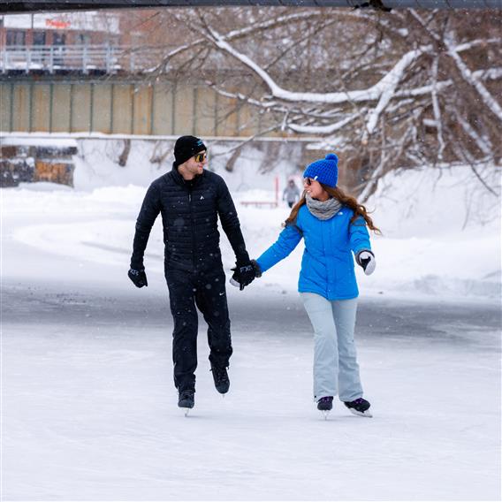 PATINOIRE SUR LA RIVIÈRE L'AtourismeMRCjoliette_patinoire_rivière_BenoitDupont3