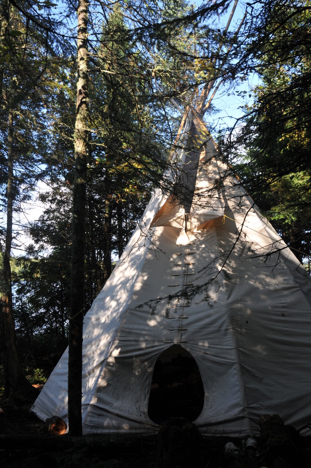 tourismeManawan_quebec_tipi